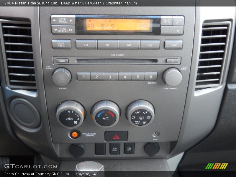 Deep Water Blue/Green / Graphite/Titanium 2004 Nissan Titan SE King Cab