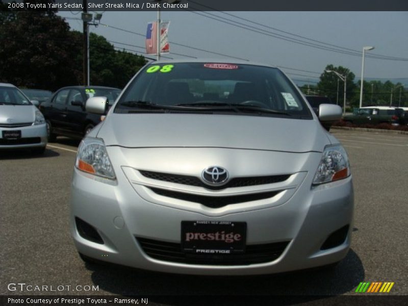Silver Streak Mica / Dark Charcoal 2008 Toyota Yaris Sedan