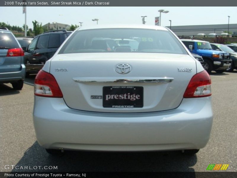 Silver Streak Mica / Dark Charcoal 2008 Toyota Yaris Sedan