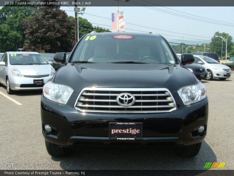 Black / Ash 2010 Toyota Highlander Limited 4WD