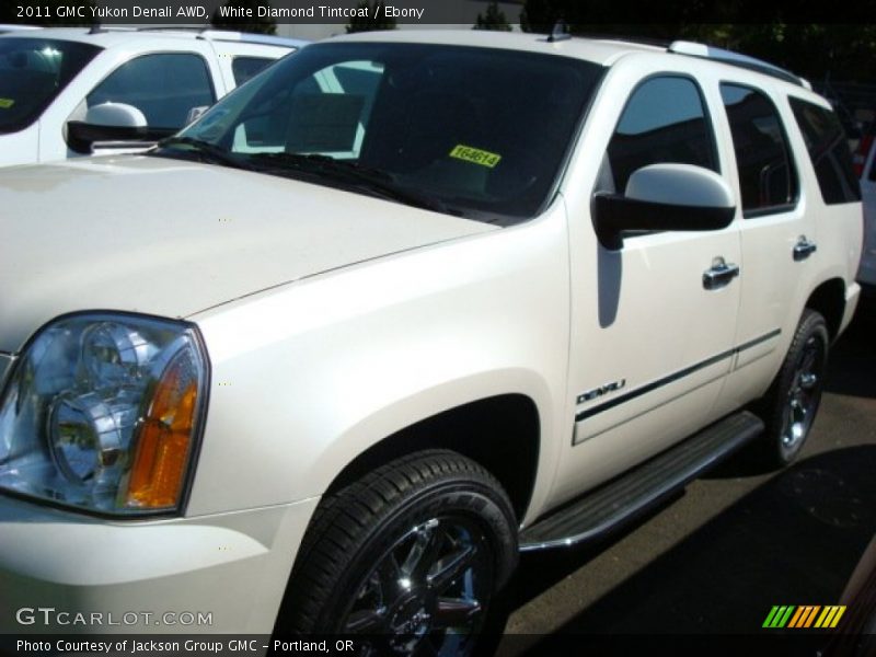 White Diamond Tintcoat / Ebony 2011 GMC Yukon Denali AWD