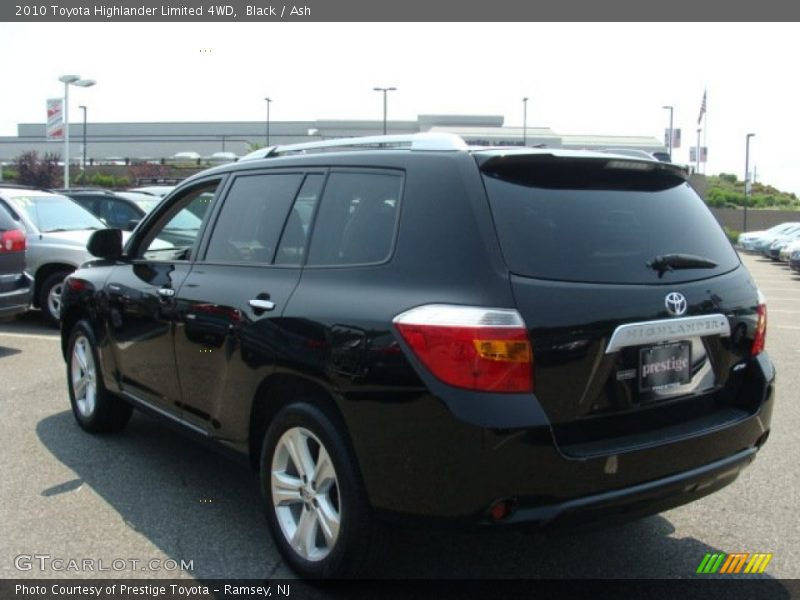 Black / Ash 2010 Toyota Highlander Limited 4WD