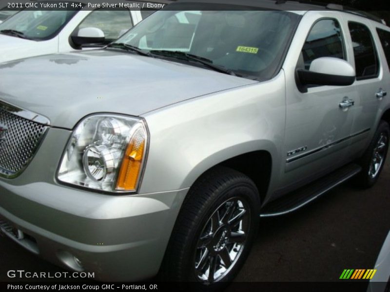 Pure Silver Metallic / Ebony 2011 GMC Yukon SLT 4x4