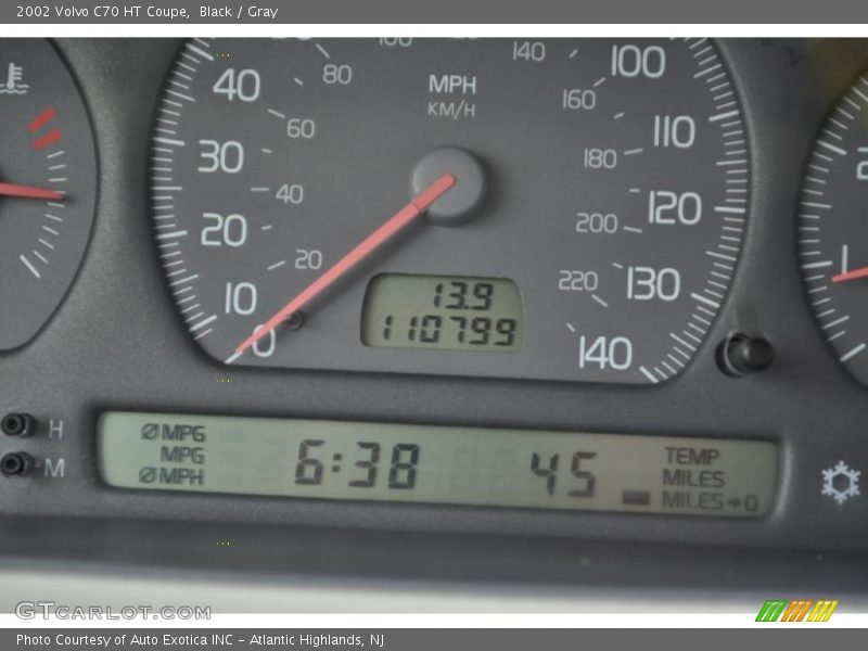 Black / Gray 2002 Volvo C70 HT Coupe