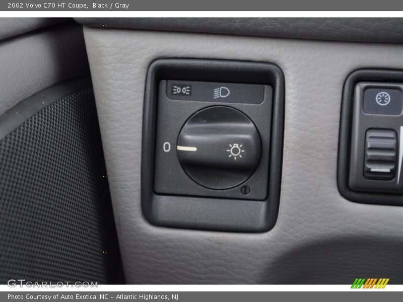 Controls of 2002 C70 HT Coupe