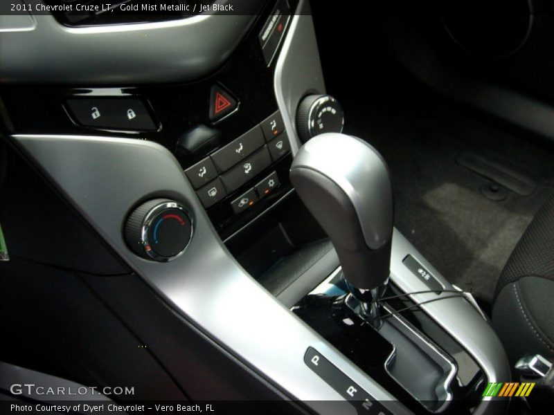 Gold Mist Metallic / Jet Black 2011 Chevrolet Cruze LT