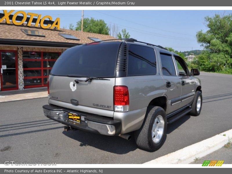 Light Pewter Metallic / Graphite/Medium Gray 2001 Chevrolet Tahoe LS 4x4
