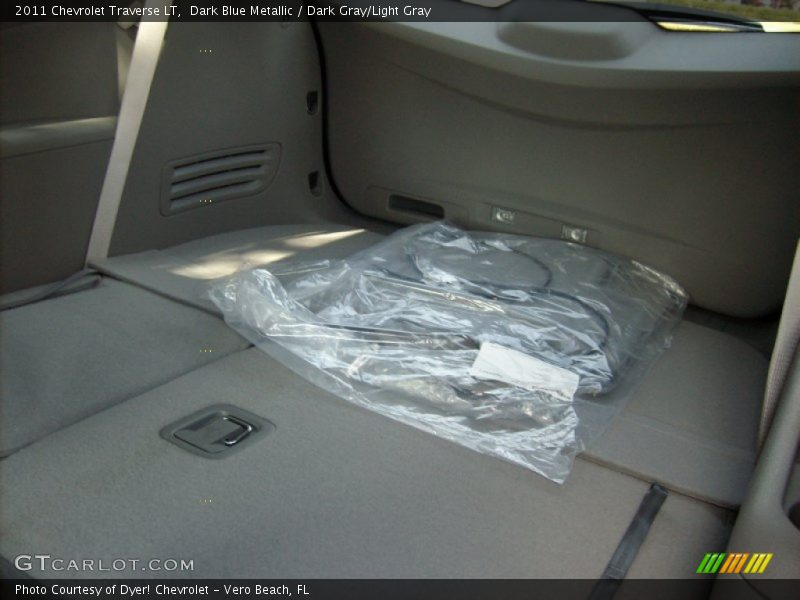 Dark Blue Metallic / Dark Gray/Light Gray 2011 Chevrolet Traverse LT