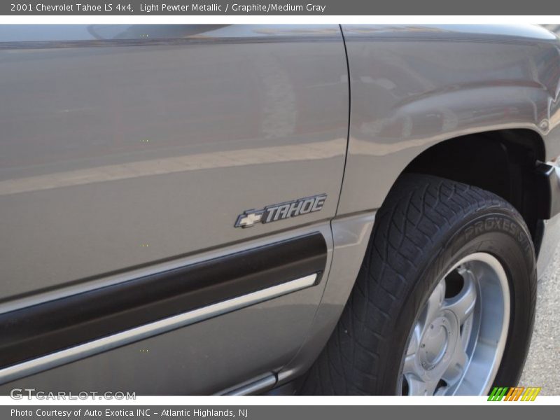 Light Pewter Metallic / Graphite/Medium Gray 2001 Chevrolet Tahoe LS 4x4