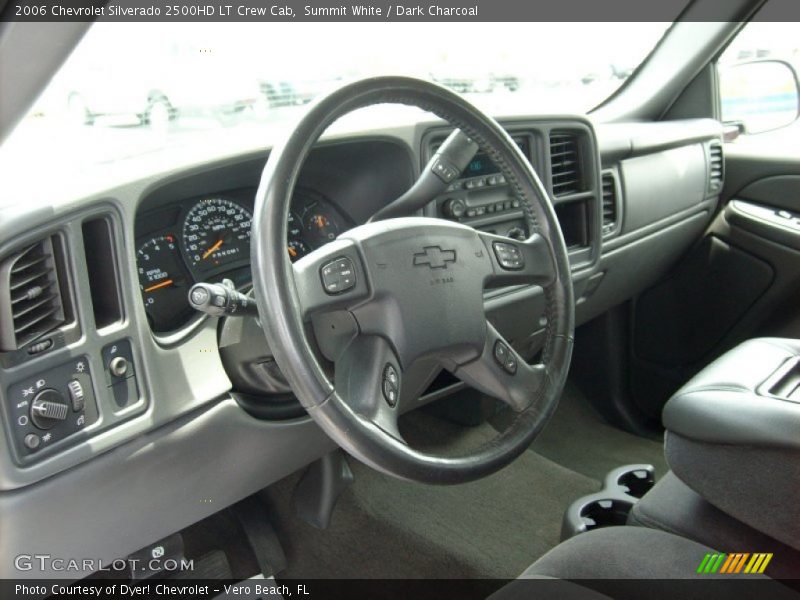 Dashboard of 2006 Silverado 2500HD LT Crew Cab