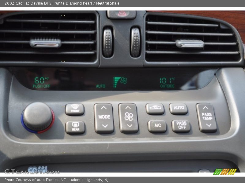 Controls of 2002 DeVille DHS