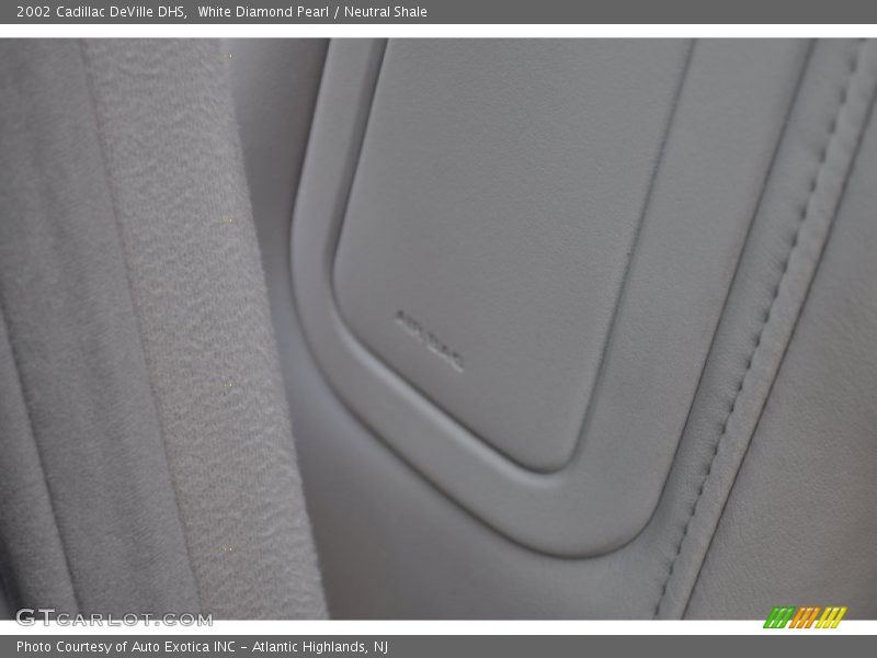 White Diamond Pearl / Neutral Shale 2002 Cadillac DeVille DHS