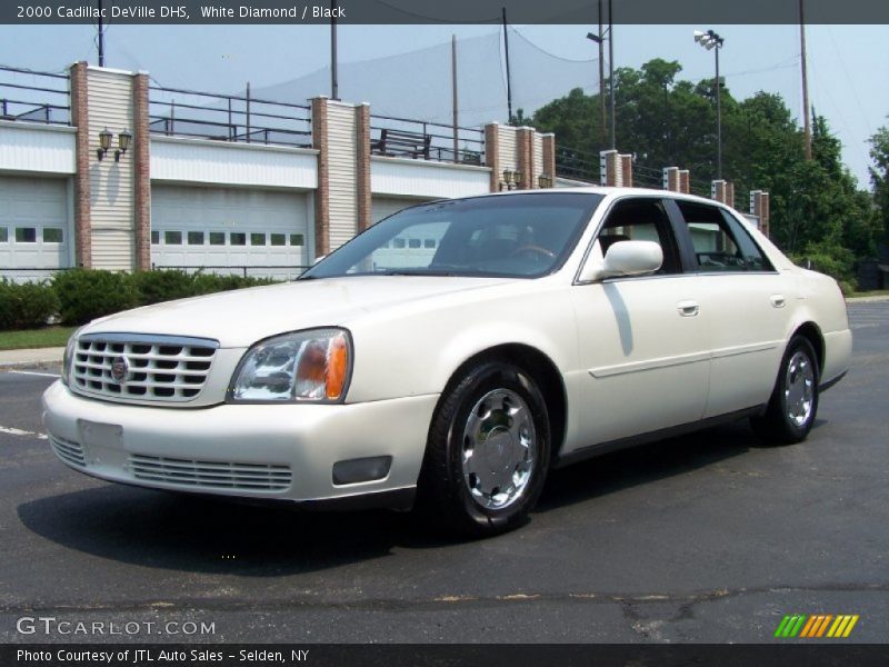 Front 3/4 View of 2000 DeVille DHS