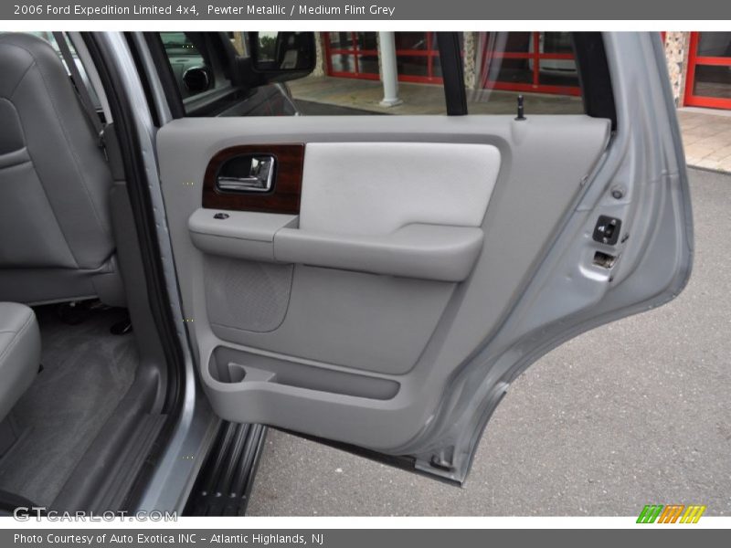 Pewter Metallic / Medium Flint Grey 2006 Ford Expedition Limited 4x4