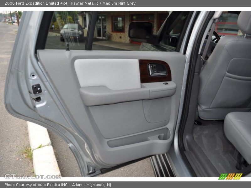 Pewter Metallic / Medium Flint Grey 2006 Ford Expedition Limited 4x4