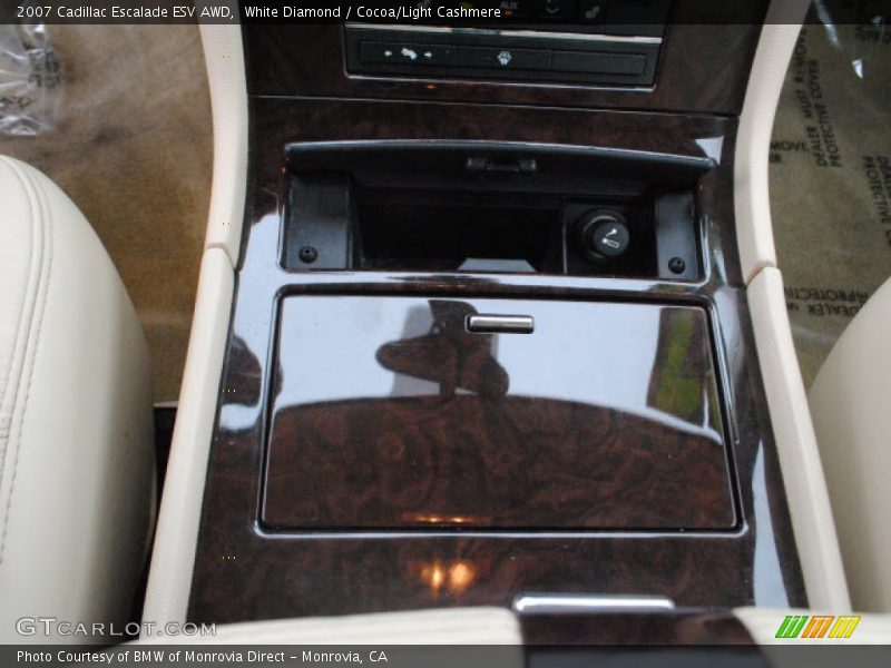 White Diamond / Cocoa/Light Cashmere 2007 Cadillac Escalade ESV AWD