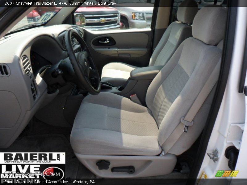 Summit White / Light Gray 2007 Chevrolet TrailBlazer LS 4x4