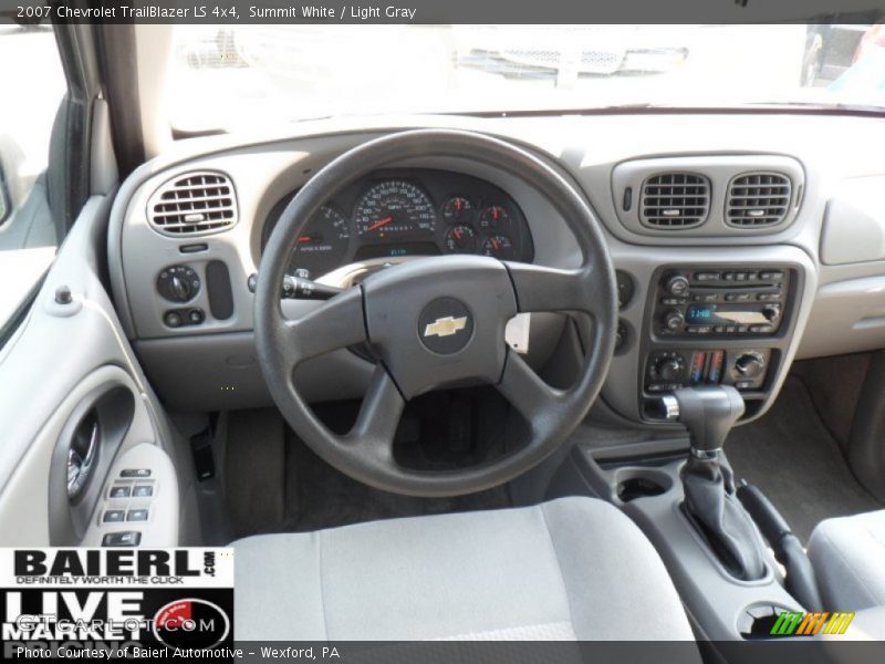 Summit White / Light Gray 2007 Chevrolet TrailBlazer LS 4x4