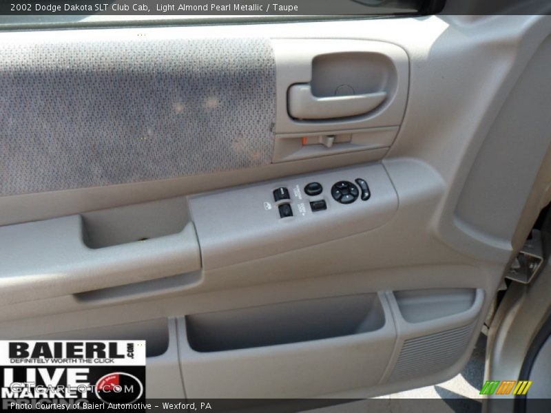 Light Almond Pearl Metallic / Taupe 2002 Dodge Dakota SLT Club Cab