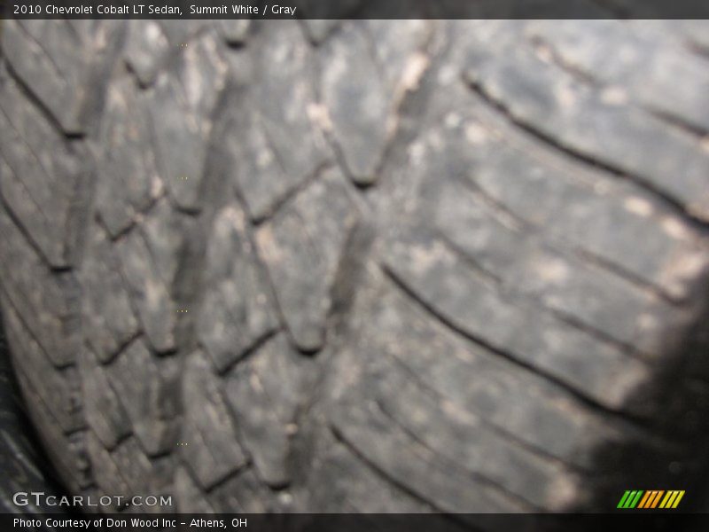 Summit White / Gray 2010 Chevrolet Cobalt LT Sedan