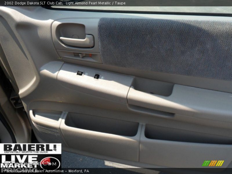 Light Almond Pearl Metallic / Taupe 2002 Dodge Dakota SLT Club Cab