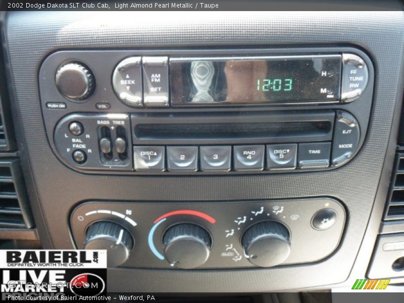 Light Almond Pearl Metallic / Taupe 2002 Dodge Dakota SLT Club Cab