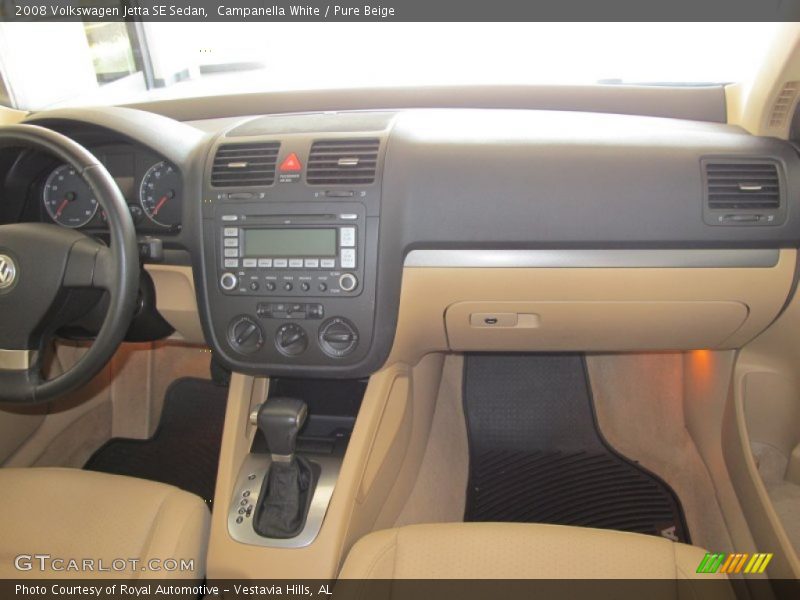 Campanella White / Pure Beige 2008 Volkswagen Jetta SE Sedan