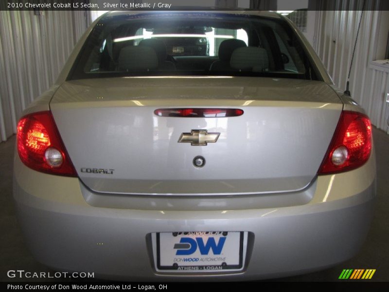 Silver Ice Metallic / Gray 2010 Chevrolet Cobalt LS Sedan