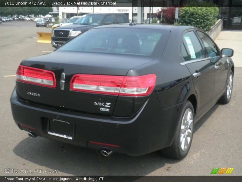 Tuxedo Black Metallic / Dark Charcoal 2011 Lincoln MKZ AWD