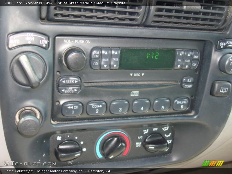 Spruce Green Metallic / Medium Graphite 2000 Ford Explorer XLS 4x4