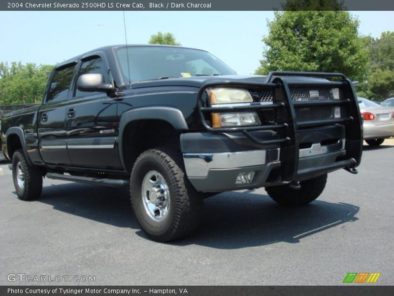 Black / Dark Charcoal 2004 Chevrolet Silverado 2500HD LS Crew Cab