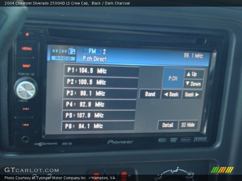 Black / Dark Charcoal 2004 Chevrolet Silverado 2500HD LS Crew Cab