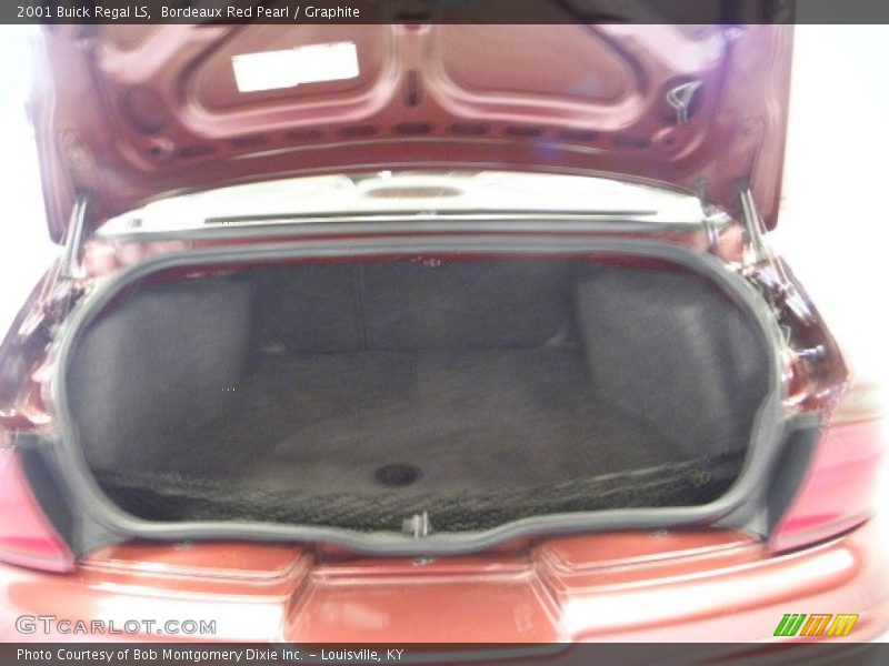 Bordeaux Red Pearl / Graphite 2001 Buick Regal LS