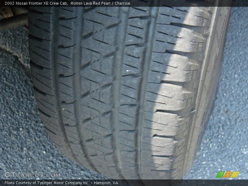 Molten Lava Red Pearl / Charcoal 2002 Nissan Frontier XE Crew Cab