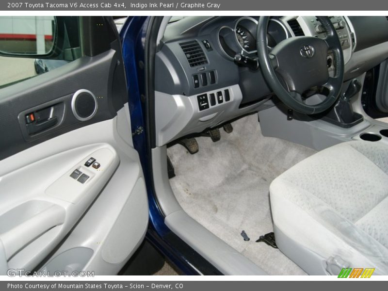 Indigo Ink Pearl / Graphite Gray 2007 Toyota Tacoma V6 Access Cab 4x4