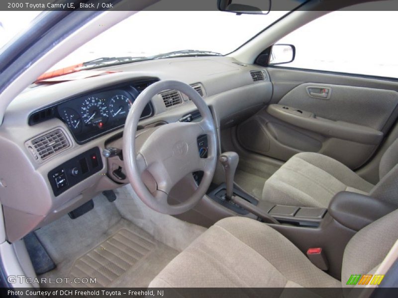 Black / Oak 2000 Toyota Camry LE