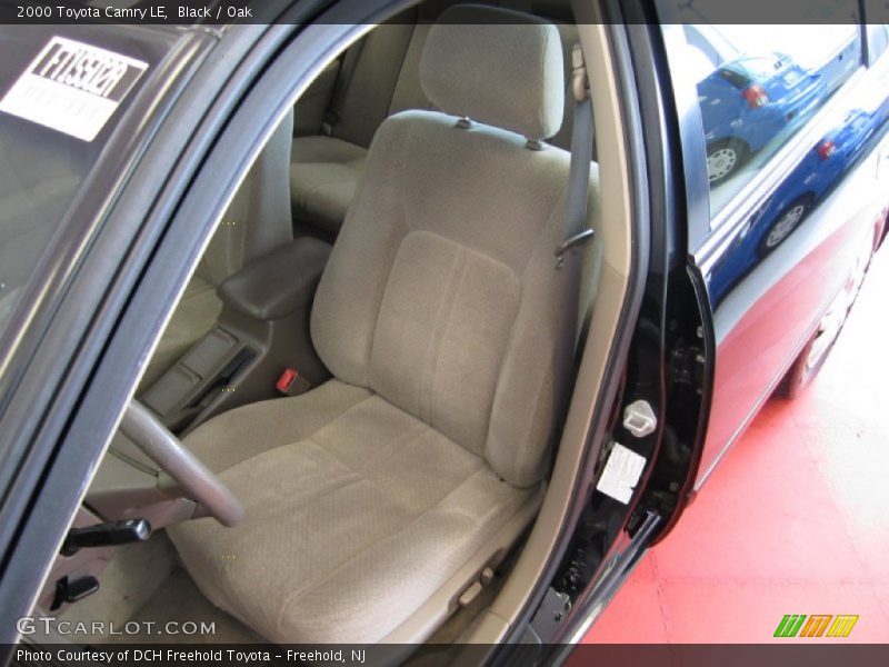 Black / Oak 2000 Toyota Camry LE
