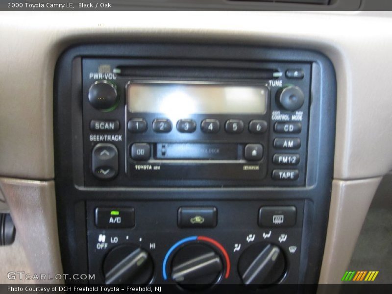 Black / Oak 2000 Toyota Camry LE