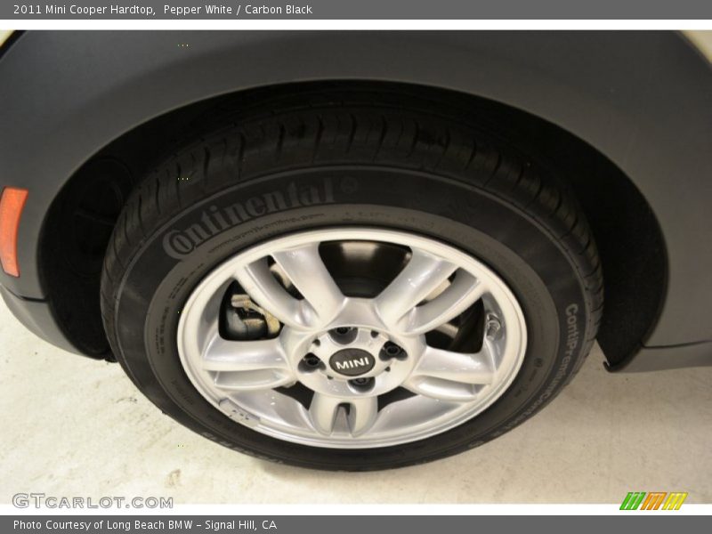 Pepper White / Carbon Black 2011 Mini Cooper Hardtop