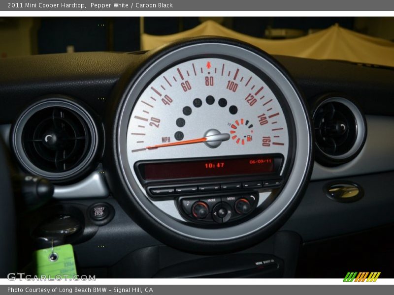 Pepper White / Carbon Black 2011 Mini Cooper Hardtop