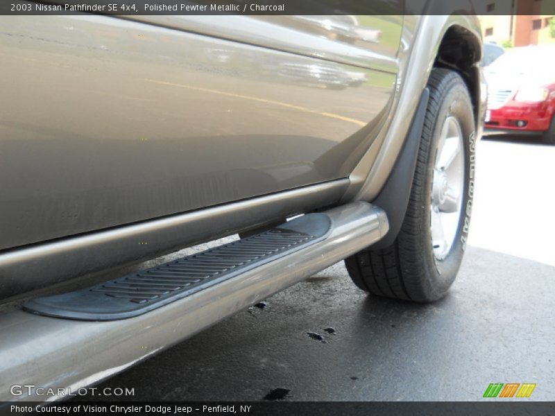 Polished Pewter Metallic / Charcoal 2003 Nissan Pathfinder SE 4x4