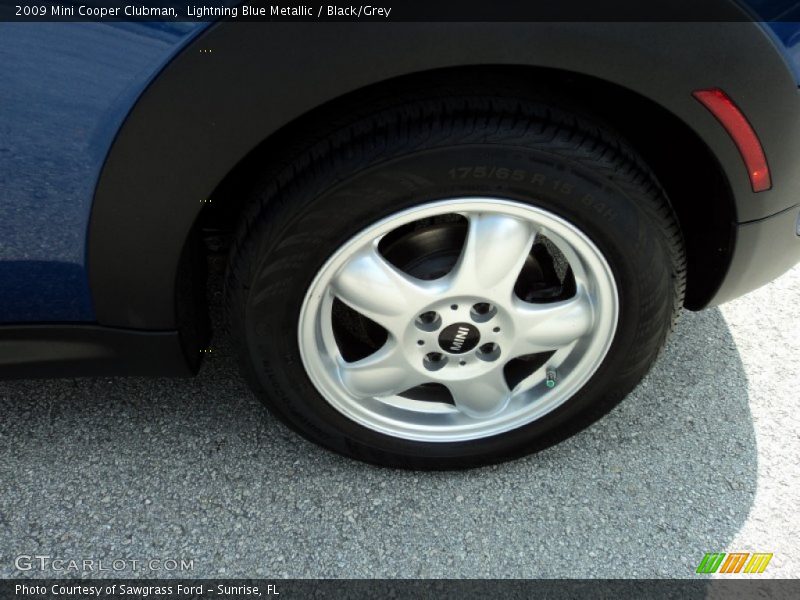 Lightning Blue Metallic / Black/Grey 2009 Mini Cooper Clubman