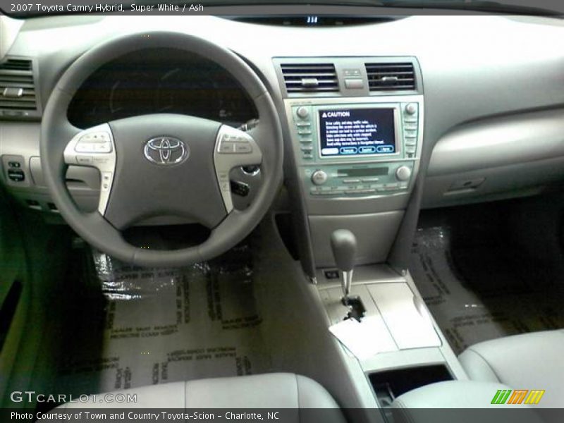 Super White / Ash 2007 Toyota Camry Hybrid