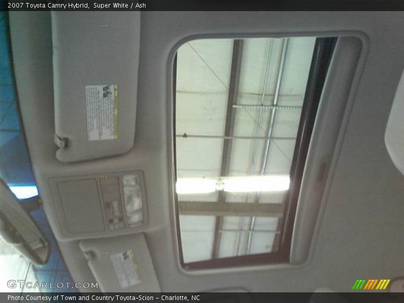 Super White / Ash 2007 Toyota Camry Hybrid