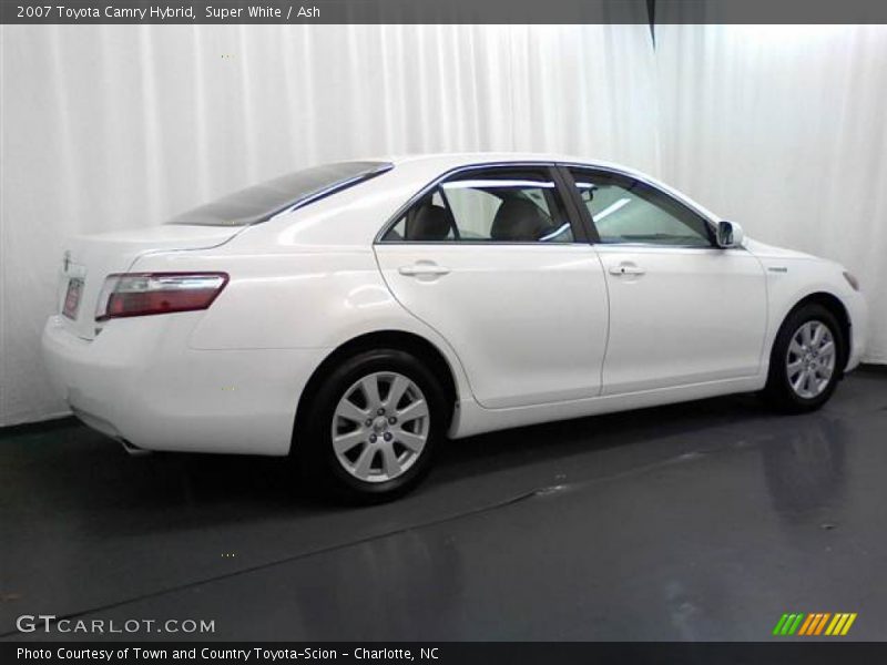 Super White / Ash 2007 Toyota Camry Hybrid