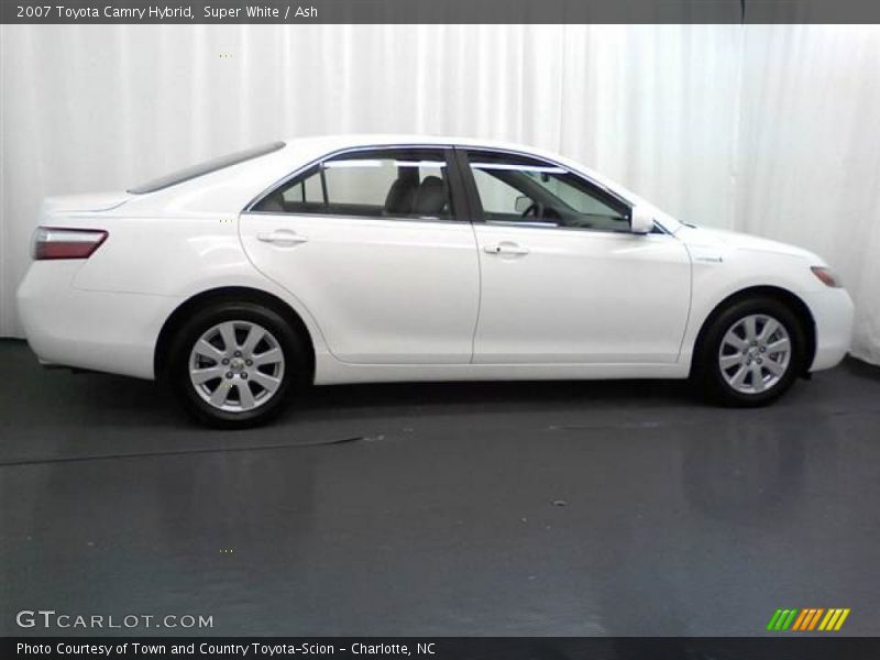 Super White / Ash 2007 Toyota Camry Hybrid