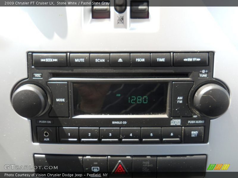 Stone White / Pastel Slate Gray 2009 Chrysler PT Cruiser LX