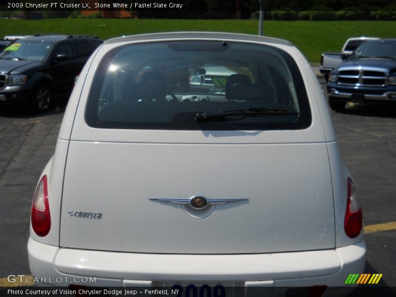 Stone White / Pastel Slate Gray 2009 Chrysler PT Cruiser LX