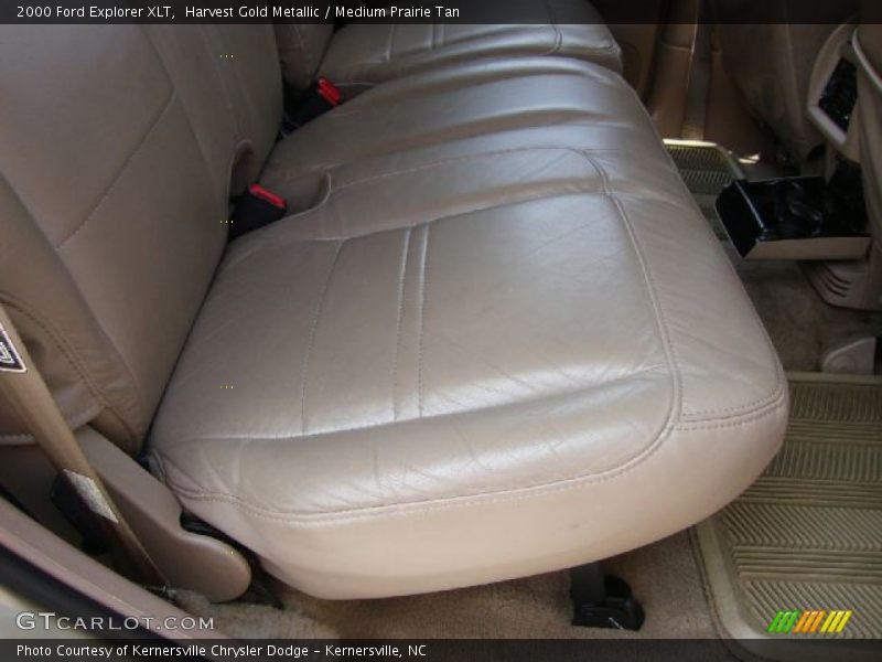 Harvest Gold Metallic / Medium Prairie Tan 2000 Ford Explorer XLT