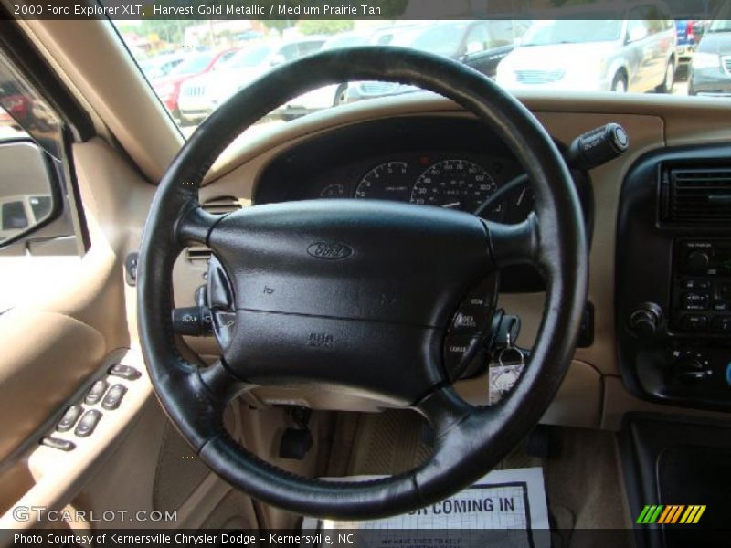 Harvest Gold Metallic / Medium Prairie Tan 2000 Ford Explorer XLT